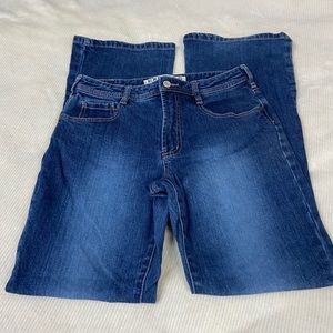 Express Stretch Fit and Flare size 7/8 R